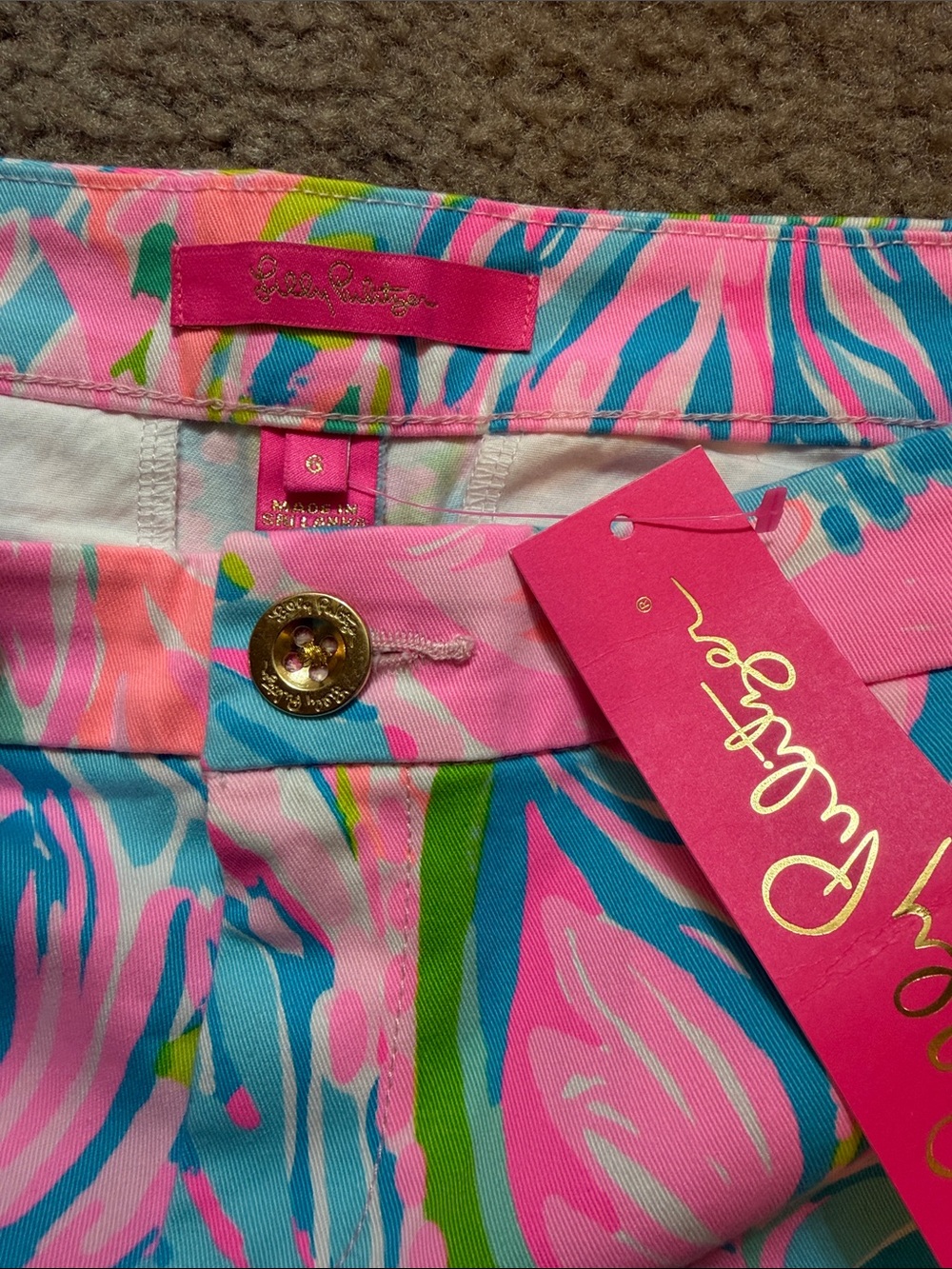 Lilly Pulitzer Vibrant Colors Printed Buttercup Scalloped Hem Shorts - Picture 3 of 7
